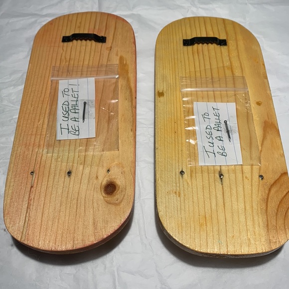 Hand Crafted Decoupage Pallet Board Key Holder - Picture 7 of 10